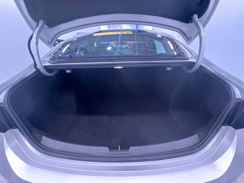 Used 2022 Chevrolet Malibu LT FWD image 42