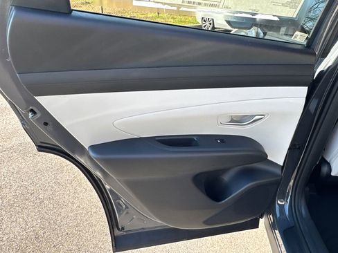 New 2026 Hyundai Tucson SEL FWD image 13