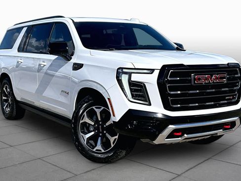 Used 2026 GMC Yukon XL AT4 Ultimate AWD/4WD image 3