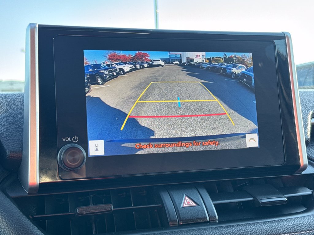 Used 2025 Toyota RAV4 XLE AWD/4WD image 24