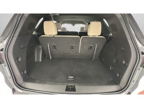 Used 2023 Chevrolet Traverse LS w/ Safety Package AWD/4WD image 22