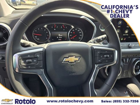 Used 2026 Chevrolet Blazer LT w/ Convenience Package FWD image 23