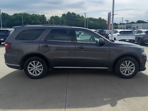 Used 2021 Dodge Durango SXT RWD image 6