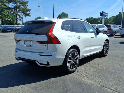 New 2026 Volvo XC60 B5 Ultra w/ Protection Package Premier AWD/4WD image 3