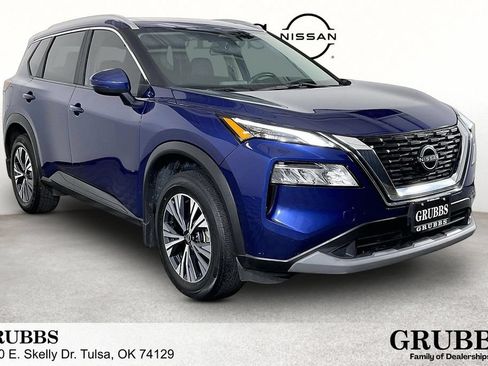 Used 2023 Nissan Rogue SV w/ SV Premium Package AWD/4WD image 1