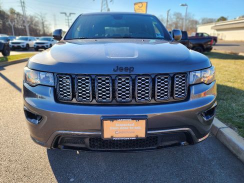 Certified 2020 Jeep Grand Cherokee Altitude image 24