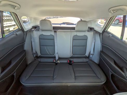 New 2026 Chevrolet Trax ACTIV image 28