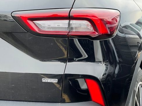 New 2026 Ford Escape SE image 7