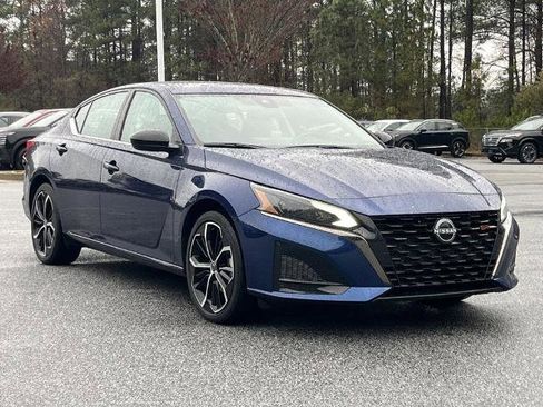 Certified 2024 Nissan Altima 2.5 SR w/ SR Premium Package image 28