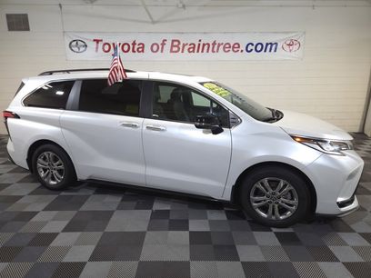 Certified 2023 Toyota Sienna XSE