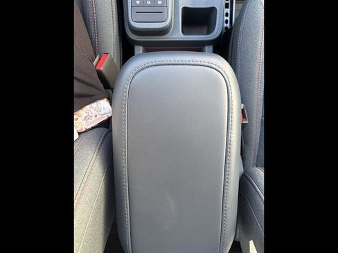 Used 2024 Ford Maverick XLT FWD image 12