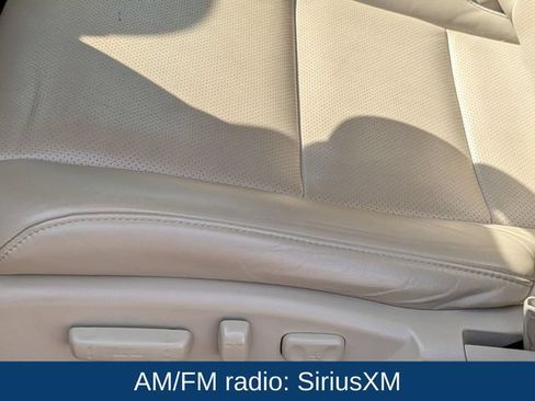 Used 2019 Acura TLX w/ Technology Package FWD image 11