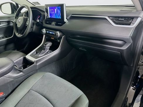 Certified 2025 Toyota RAV4 XLE AWD/4WD image 27