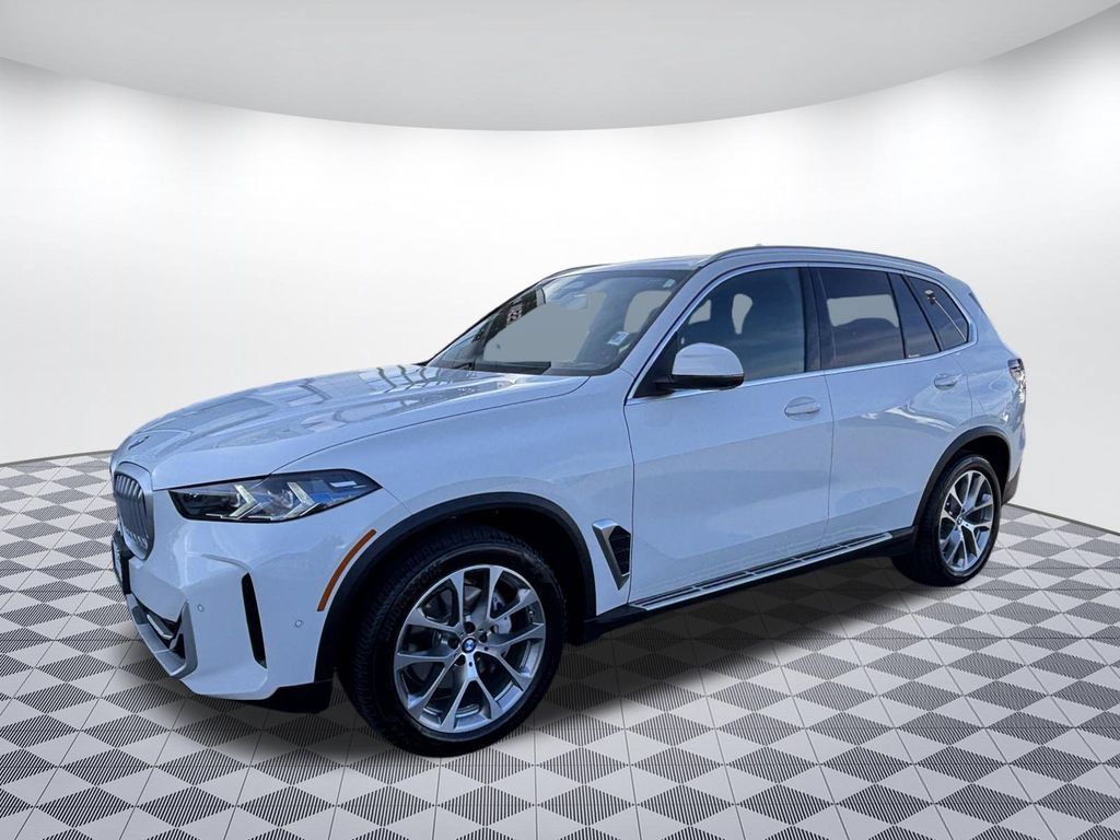 Used 2026 BMW X5 xDrive40i AWD/4WD image 3