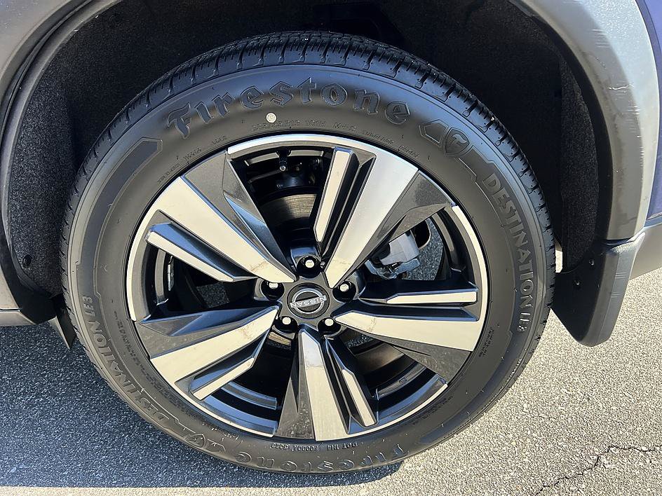 Certified 2023 Nissan Rogue SL w/ SL Premium Package FWD image 10