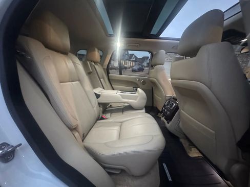 Used 2016 Land Rover Range Rover image 15