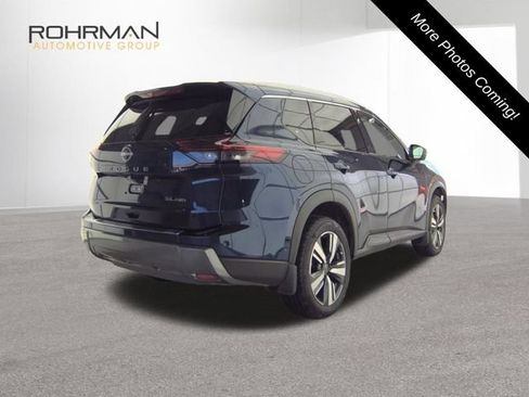 Used 2024 Nissan Rogue SL w/ SL Premium Package AWD/4WD image 2