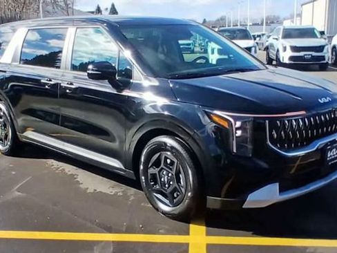 New 2026 Kia Carnival image 5