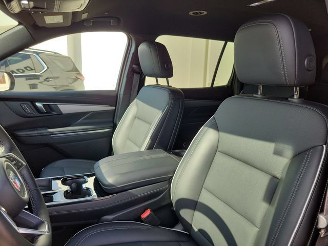 Used 2025 Buick Enclave Preferred FWD image 16