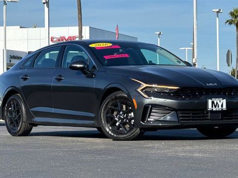 New 2026 Kia K5 LXS image 2