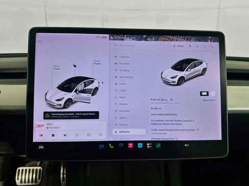 Used 2021 Tesla Model 3 Standard Range Plus RWD image 17