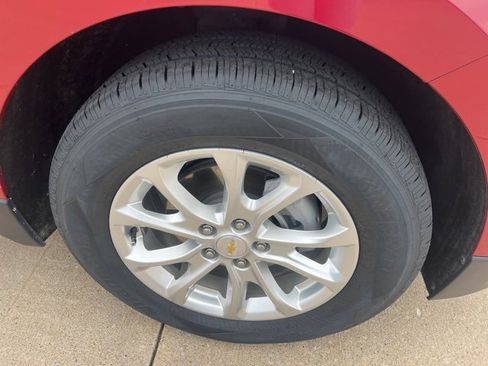 Used 2020 Chevrolet Equinox LT image 59