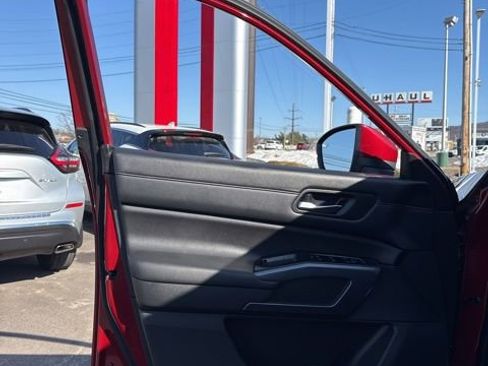 Certified 2023 Nissan Pathfinder SL w/ SL Premium Package image 10