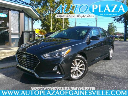 Used 2018 Hyundai Sonata SE image 1