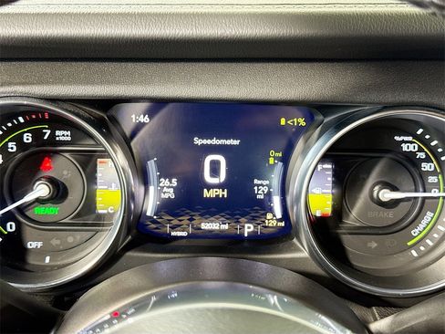 Used 2023 Jeep Wrangler Unlimited Sahara w/ Cold Weather Group image 19