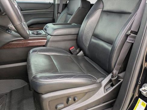 Used 2017 GMC Yukon XL SLT w/ Open Road Package image 16