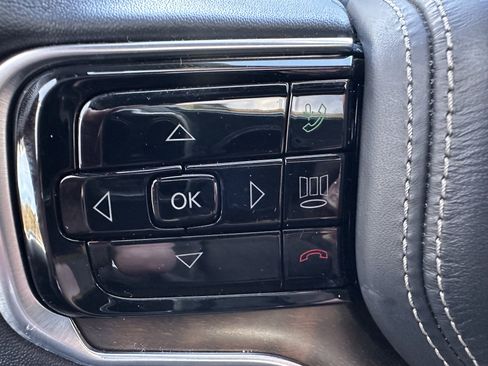 Used 2023 Jeep Grand Wagoneer L Series II w/ Premium Group II image 23