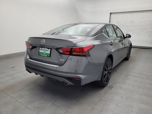 Used 2021 Nissan Altima 2.5 SR AWD/4WD image 9