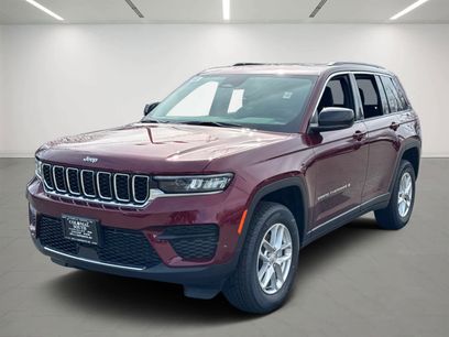 New 2025 Jeep Grand Cherokee Laredo X w/ Trailer Tow Package