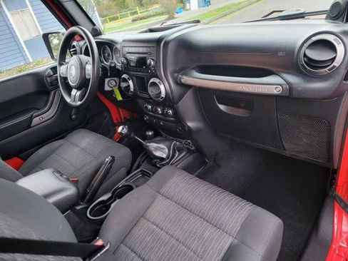 Used 2011 Jeep Wrangler Sport image 18