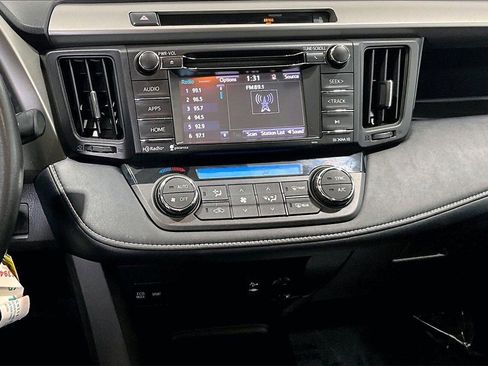 Used 2016 Toyota RAV4 XLE image 5
