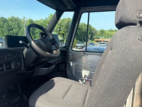 Used 2024 Chevrolet Brightdrop 600 w/ Commercial Equipment Package AWD/4WD image 3