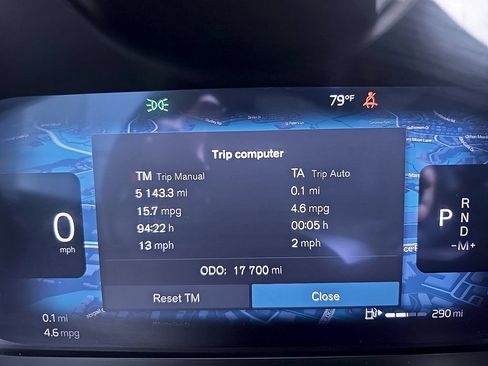 Certified 2025 Volvo XC90 B5 Plus AWD/4WD image 29