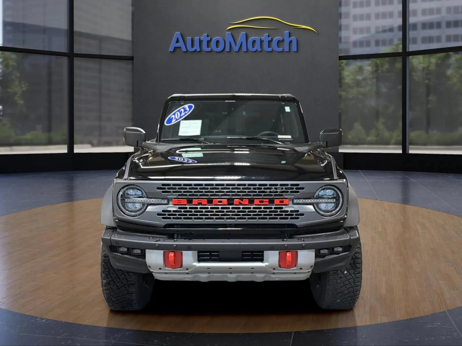 Used 2023 Ford Bronco 2-Door w/ Sasquatch Package AWD/4WD image 3