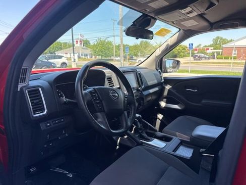 Used 2023 Nissan Frontier SV w/ Technology Package AWD/4WD image 9