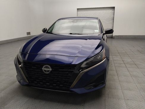 Used 2024 Nissan Altima 2.5 SR FWD image 15