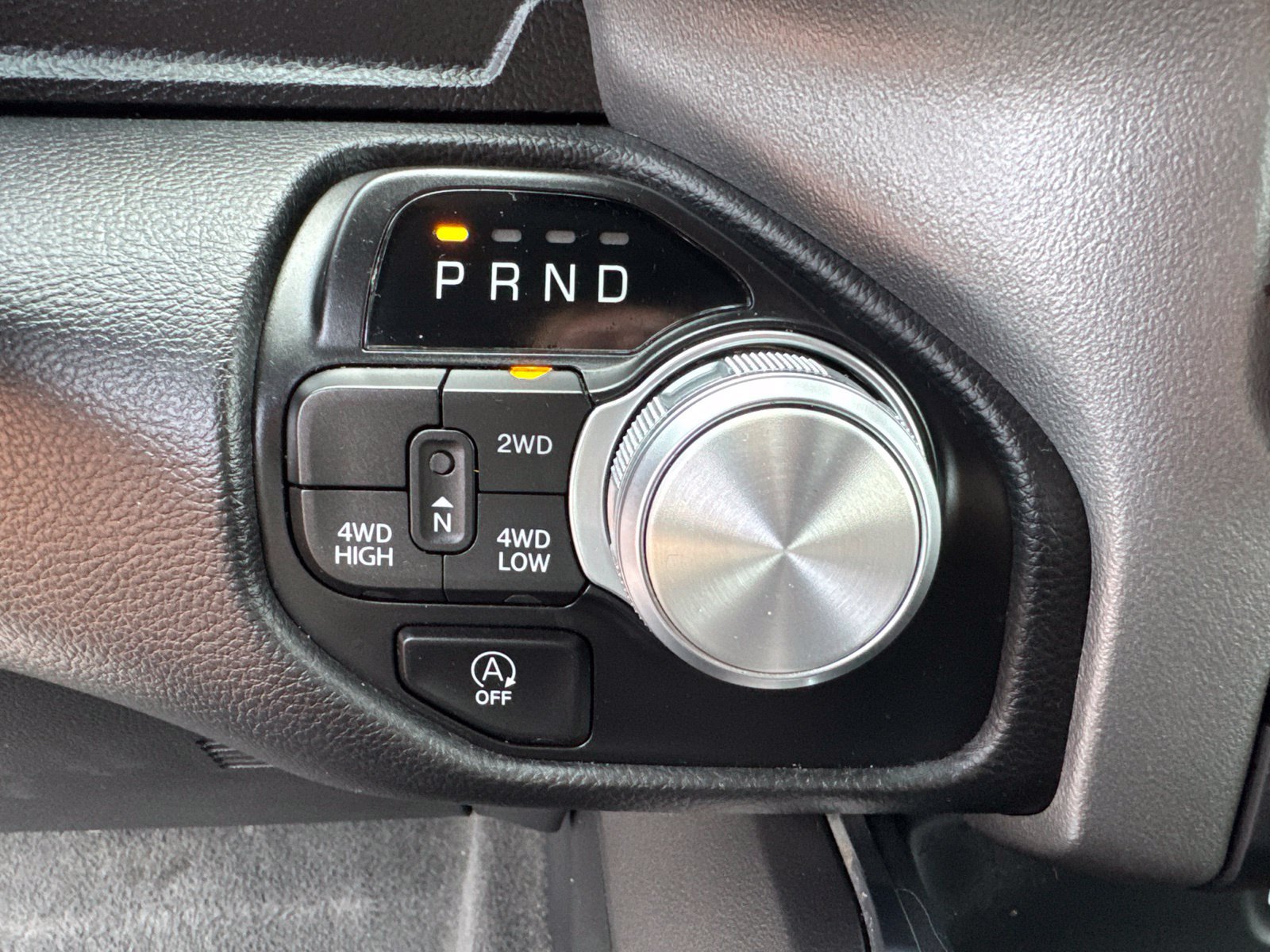 Used 2024 RAM 1500 Laramie AWD/4WD image 31