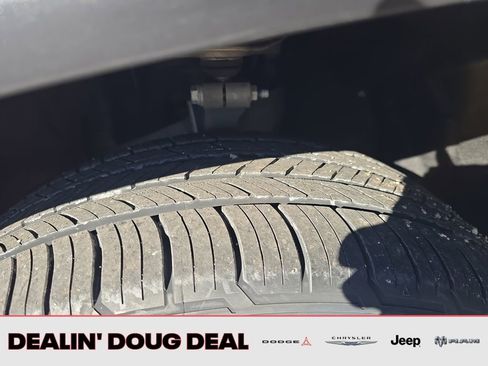 Used 2023 Jeep Grand Cherokee Limited AWD/4WD image 29