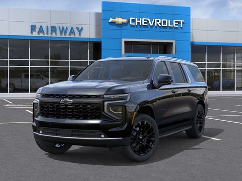 New 2026 Chevrolet Suburban LT AWD/4WD image 7
