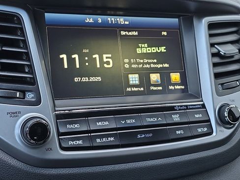 Used 2016 Hyundai Tucson Limited AWD/4WD image 21