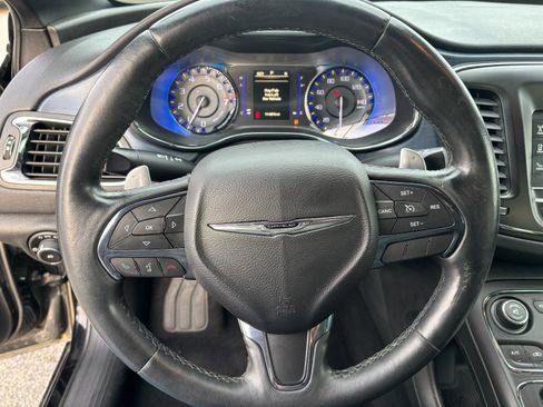 Used 2015 Chrysler 200 S w/ Comfort Group image 14