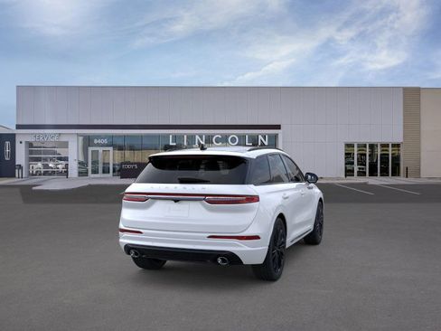 New 2026 Lincoln Corsair Reserve w/ Jet Appearance Package image 8