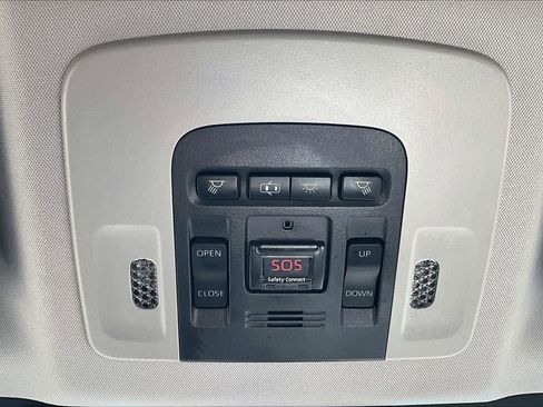 Used 2019 Toyota Camry SE image 34