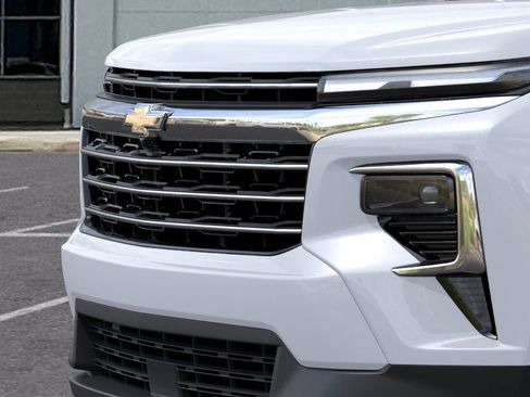 New 2026 Chevrolet Traverse LT w/ Driver Confidence Package FWD image 13