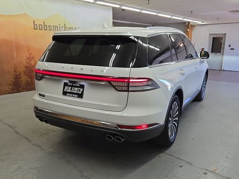 Used 2023 Lincoln Aviator Reserve w/ Elements Package Plus image 20