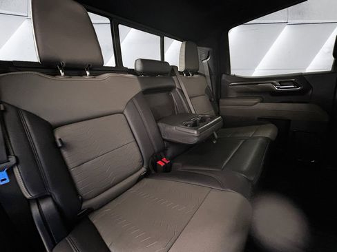 Used 2024 Chevrolet Silverado 1500 ZR2 w/ Technology Package image 16